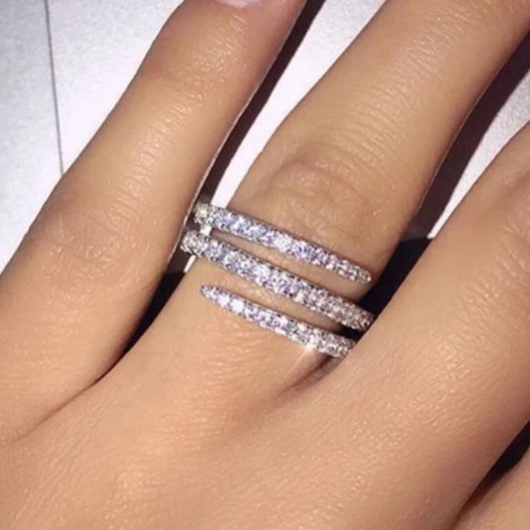 Sterling silver diamond ring - Picture 4 of 4